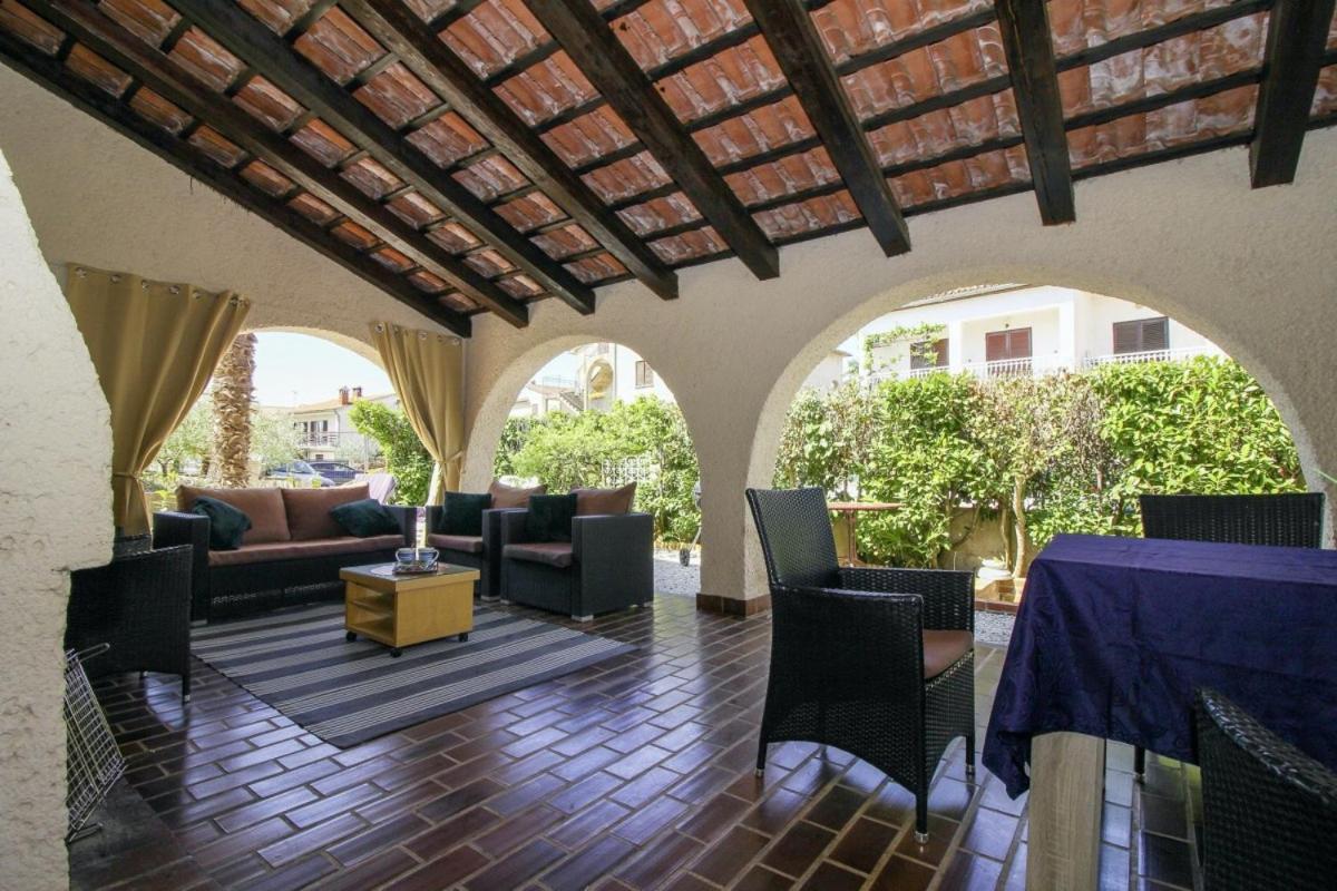 Casa Parenzana In Porec - Haus Fuer 7-9 Personen Kültér fotó